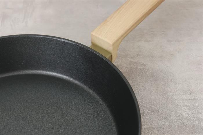 Chảo nhôm chống dính đáy từ 24 cm Sunhouse ST24P Màu Xanh rêu