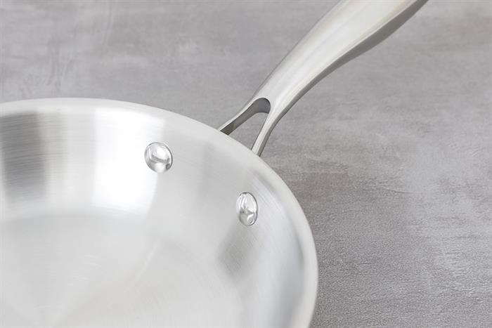 Chảo inox nguyên khối đáy từ 20 cm Inochi Omi Gourmet HIN.CRIN.GM20 Màu Bạc