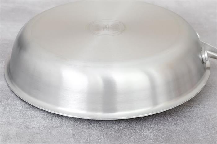 Chảo inox nguyên khối đáy từ 24 cm Inochi Omi Gourmet HIN.CRIN.GM24 Màu Bạc