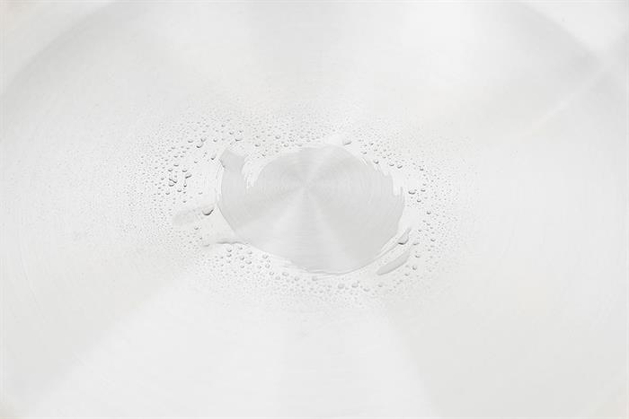 Chảo inox nguyên khối đáy từ 24 cm Inochi Omi Gourmet HIN.CRIN.GM24 Màu Bạc