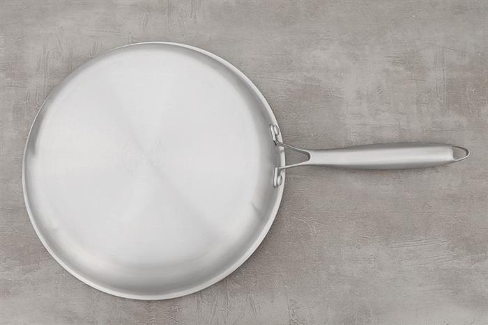 Chảo inox nguyên khối đáy từ 28 cm Inochi Omi Gourmet HIN.CRIN.GM28 Màu Bạc