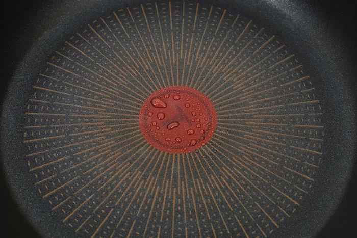 Chảo nhôm chống dính đáy từ 24 cm Tefal Excellence Fusion G3380402 Màu Đen