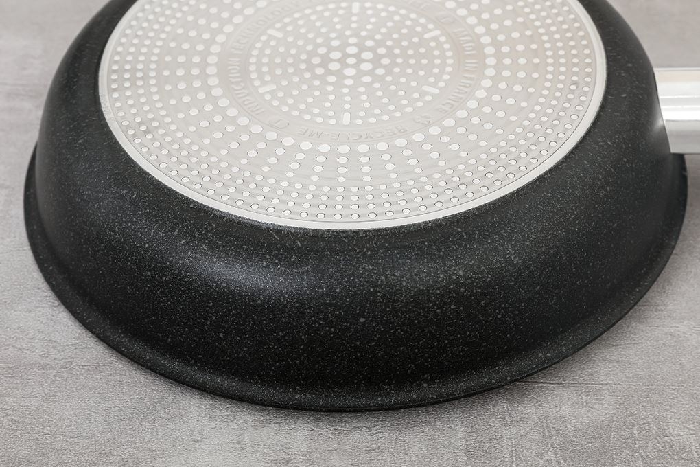 Chảo nhôm chống dính đáy từ 26 cm Tefal Expertise G3210532 Màu Đen
