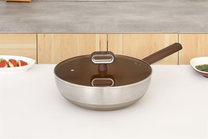 Chảo inox nguyên khối sâu chống dính đáy từ 28 cm Delites TC-TCCG28 Màu Nâu