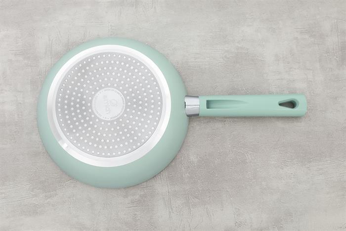 Chảo nhôm chống dính đáy từ 24cm Elmich Daily Varna 2355260SK24 xanh lá Màu Xanh lá nhạt