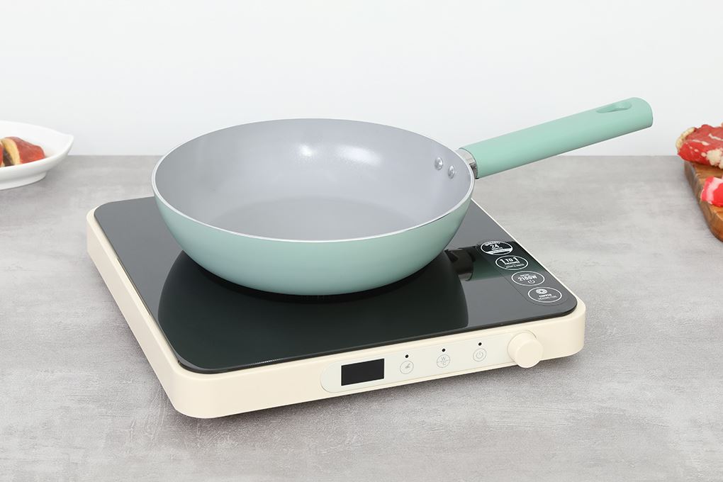 Chảo nhôm chống dính đáy từ 24cm Elmich Daily Varna 2355260SK24 xanh lá Màu Xanh lá nhạt