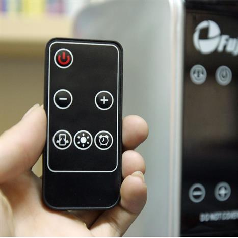 Quạt sưởi gốm FujiE CH-2000 Màu Đen