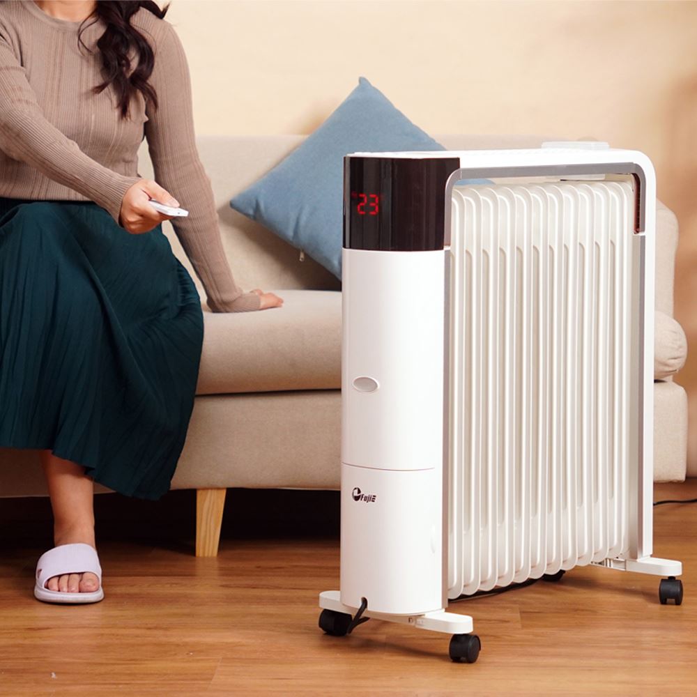 Máy sưởi dầu FujiE OFR7813 Màu Trắng - Đen