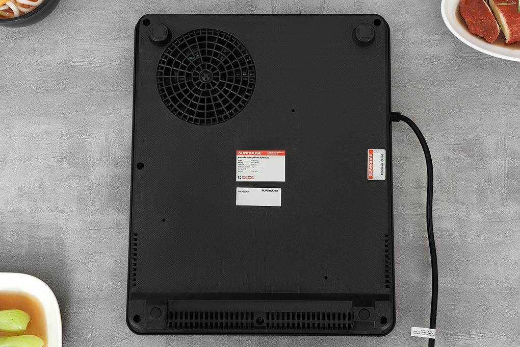 Bếp hồng ngoại đơn Sunhouse SHD6006A 2000W Màu Đen/Trắng