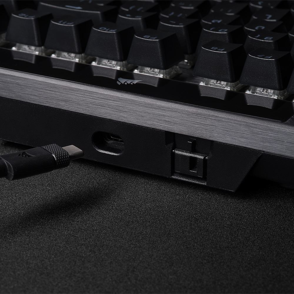 Bàn Phím Cơ Có Dây Gaming Corsair K70 PRO BLK-MX SPEED-RGB/CH-9109414-NA Màu Đen