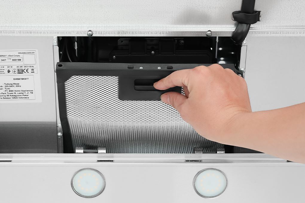 Lưới lọc - Máy hút mùi áp tường Bosch DWB67BK61T