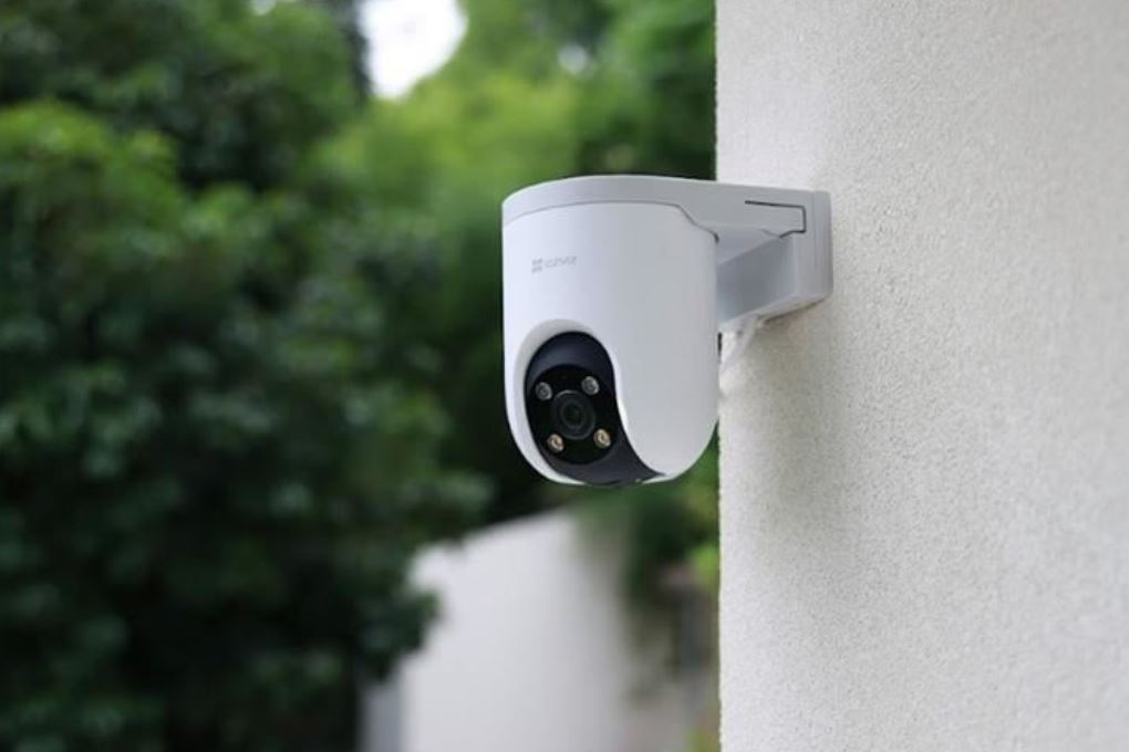 Camera IP Ngoài Trời 360 độ 4MP EZVIZ H8C Pro Màu Trắng