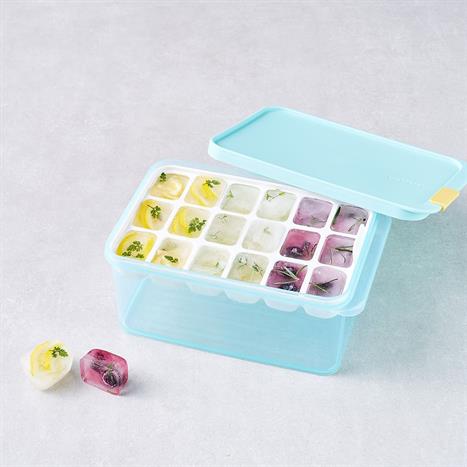 Hộp thực phẩm nhựa 1650 ml Lock&Lock HFL104D18 Màu Xanh nhạt