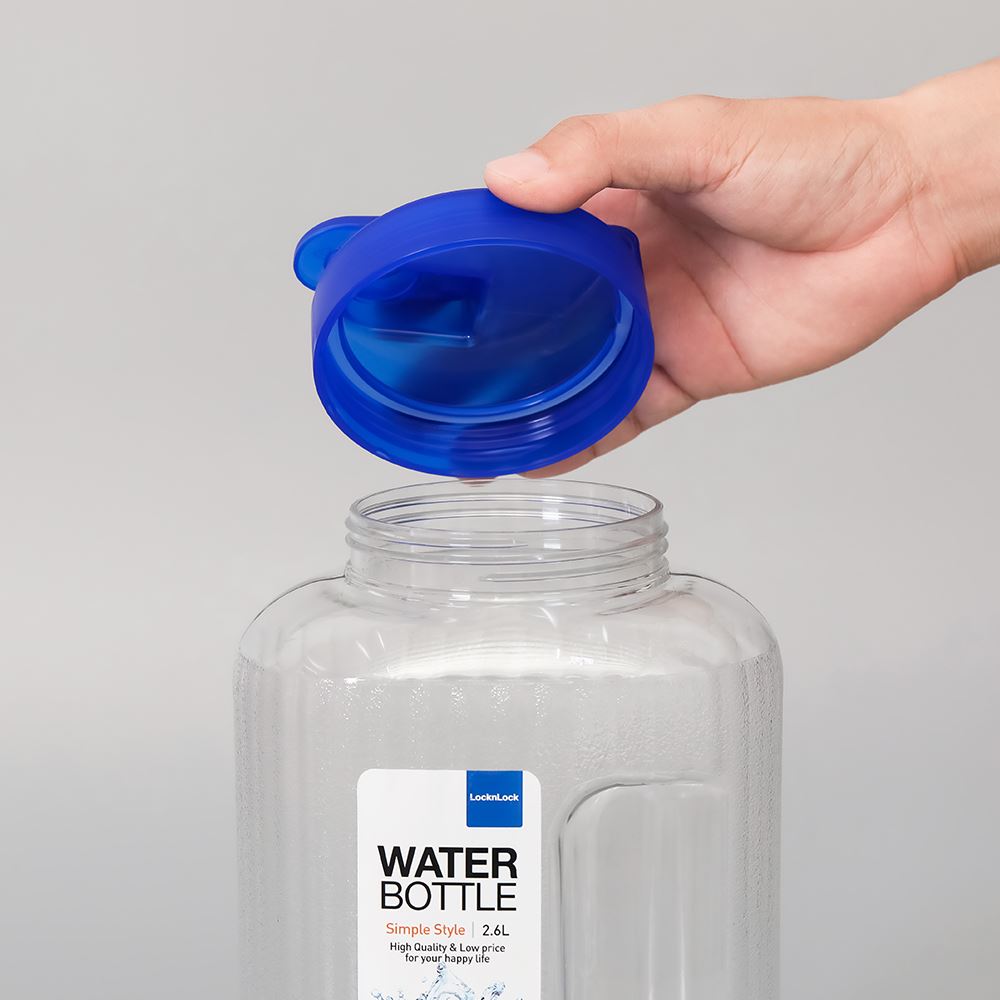 Bình đựng nước nhựa 2600 ml Lock&Lock HAP739B