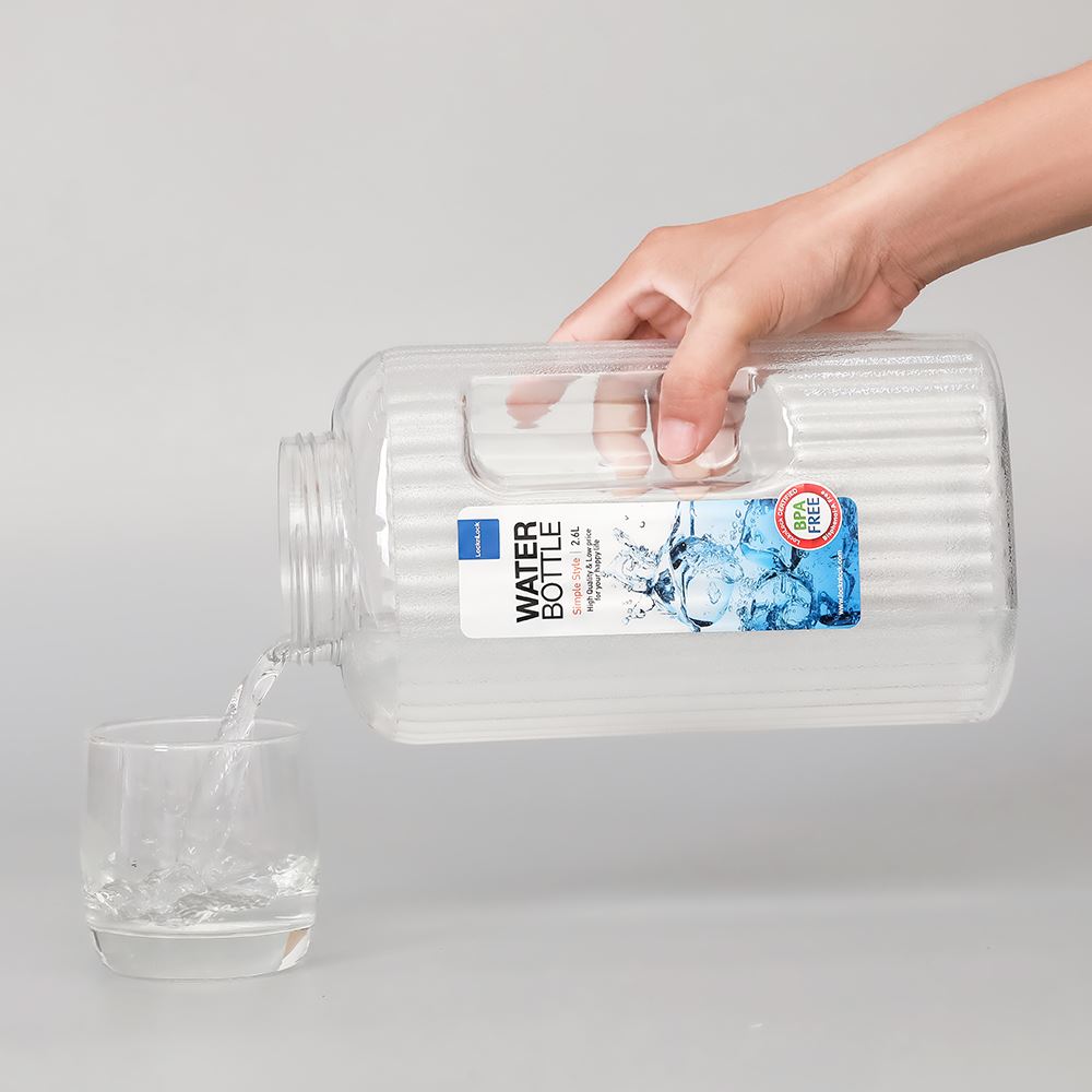 Bình đựng nước nhựa 2600 ml Lock&Lock HAP739B