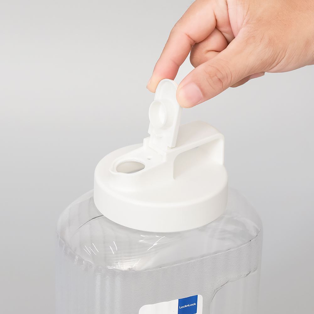 Bình đựng nước nhựa 2600 ml Lock&Lock HAP739W