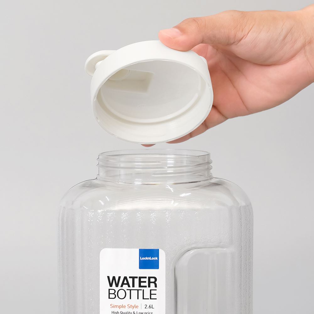 Bình đựng nước nhựa 2600 ml Lock&Lock HAP739W