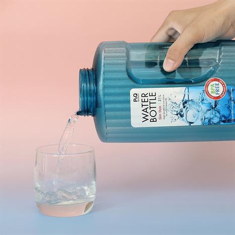Bình đựng nước nhựa 2100 ml Lock&Lock HAP736 Màu Xanh