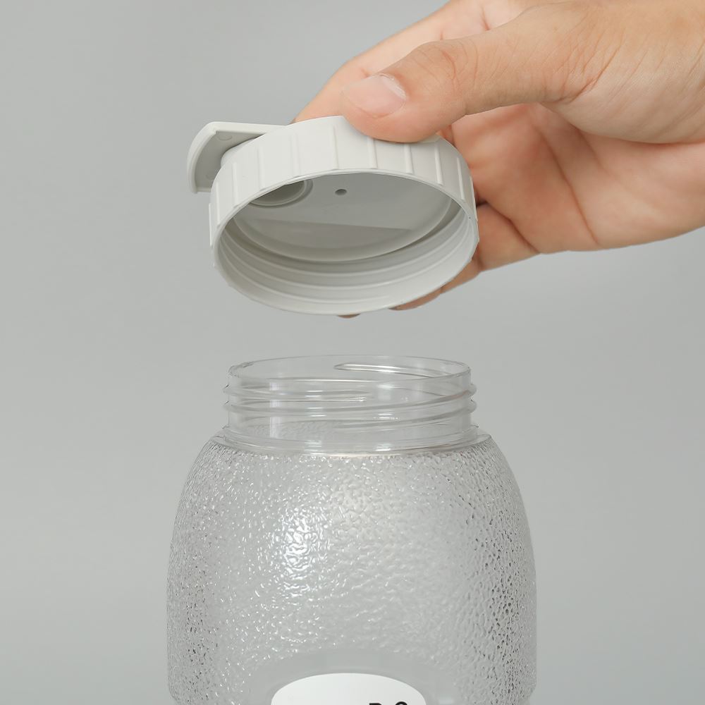 Bình đựng nước nhựa 1500 ml Lock&Lock HAP731 Màu Trắng