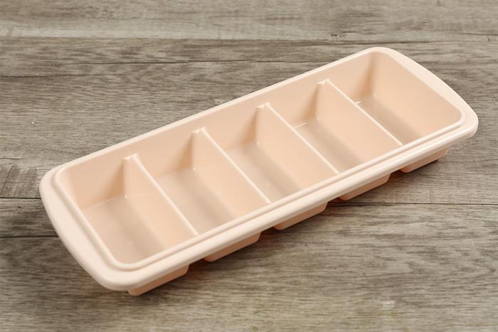 Khay đá nhựa 5 viên Inochi Kari Màu Hồng