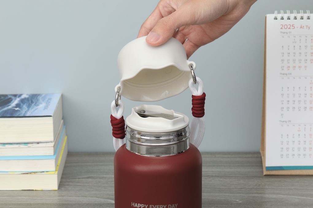 Bình đựng thức ăn giữ nhiệt Inox 680 ml Delites FH680 Đỏ Màu Đỏ