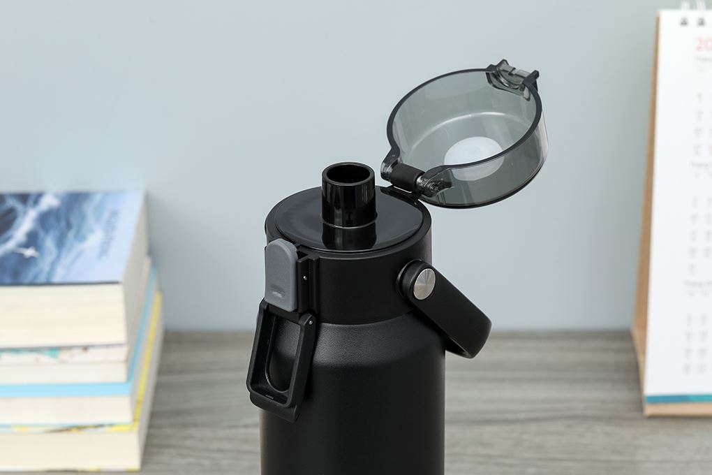 Bình giữ nhiệt Inox 700 ml Delites XB-24130 Đen Màu Đen