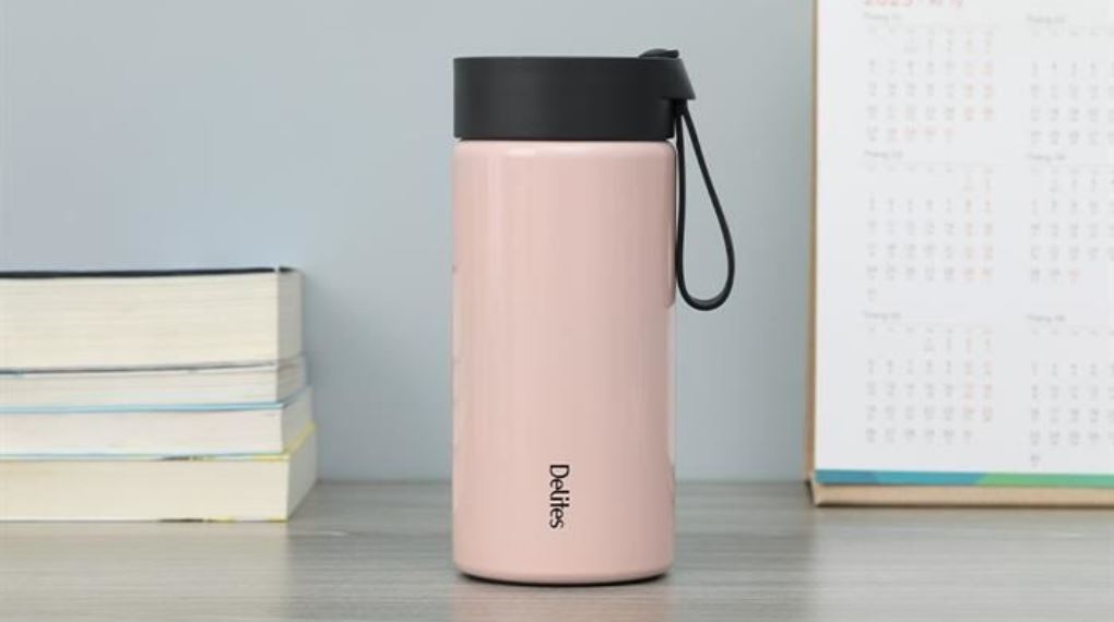 Bình giữ nhiệt Inox 500 ml Delites XB-24124 Hồng - Đặc điểm nổi bật Bình giữ nhiệt Delites XB-24124 có thiết kế nhỏ gọn với gam màu hồng tươi sáng phù hợp sử dụng cho học sinh, sinh viên hoặc nhân viên văn phòng