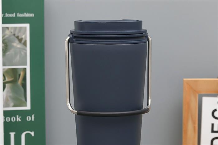 Ly giữ nhiệt inox 540 ml Lock&Lock Bucket Tumbler LHC4269NVY Màu Xanh Navy