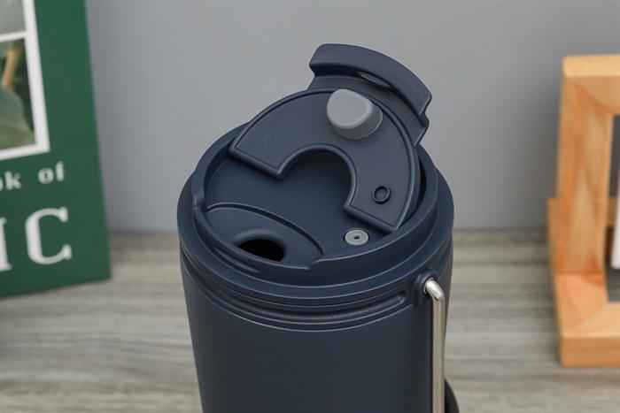 Ly giữ nhiệt inox 540 ml Lock&Lock Bucket Tumbler LHC4269NVY Màu Xanh Navy