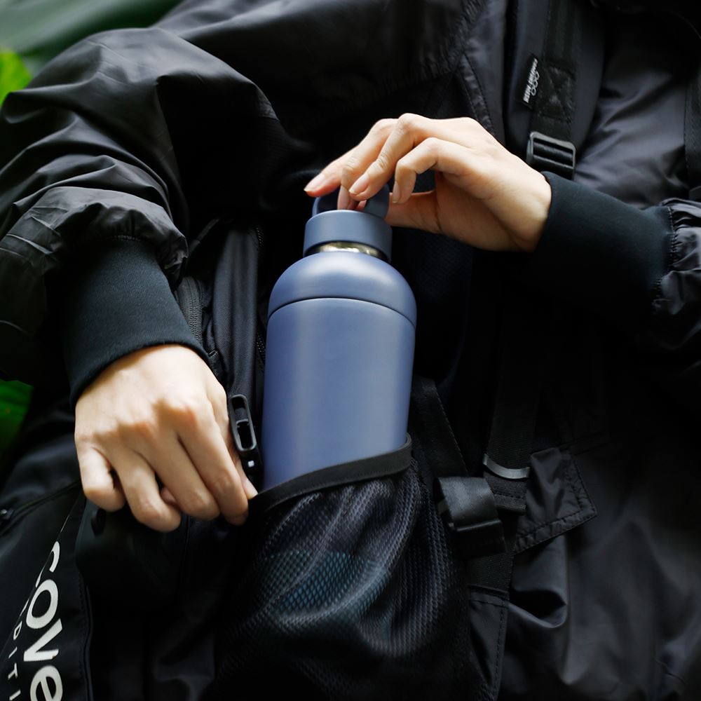 Bình giữ nhiệt Inox 700 ml Lock&Lock Balance Fit Tumbler LHC4400NVY Màu Xanh Dương
