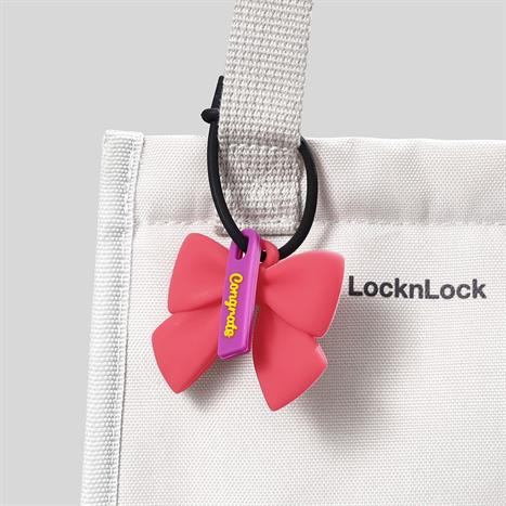Móc khoá nhựa Ribbon Lock&Lock TLL096PIK Màu Hồng phấn