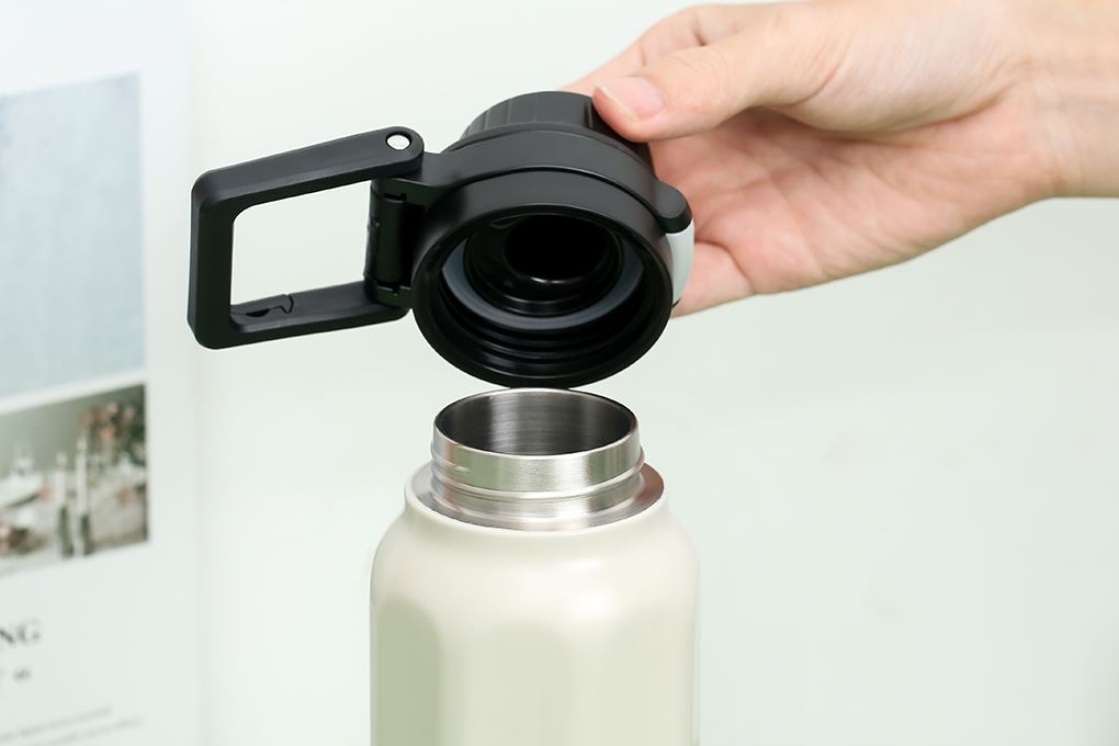 Bình giữ nhiệt Inox 700 ml Delites Y82 Màu Xám nhạt