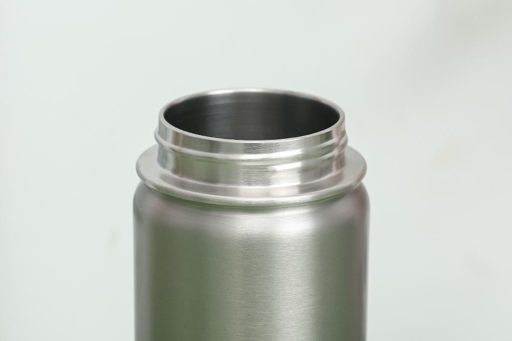 Bình giữ nhiệt Inox 530 ml Delites Y1B Màu Đen