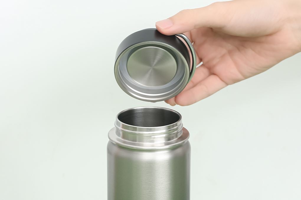 Bình giữ nhiệt Inox 530 ml Delites Y1B Màu Đen