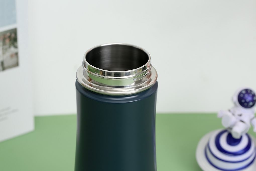 Bình giữ nhiệt Inox 590 ml Delites KL16 Màu Xanh đen
