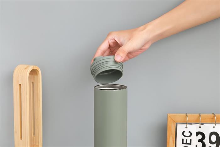 Bình giữ nhiệt Inox 600 ml Delites Y71 Màu Xanh lá