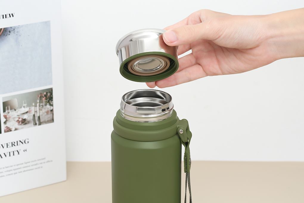 Bình giữ nhiệt Inox 650 ml Delites XB-24113 Màu Xanh lá