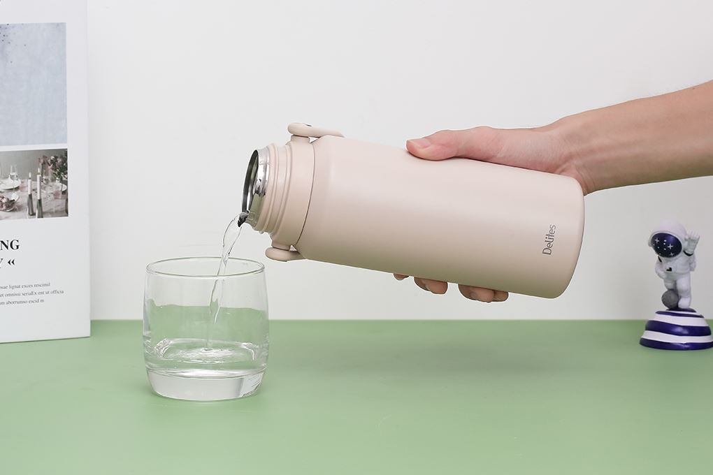 Bình giữ nhiệt Inox 770 ml Delites XB-24145 Màu Nâu nhạt