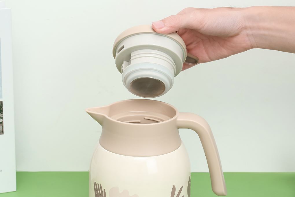 Bình giữ nhiệt Inox phủ ceramic 1200 ml Delites XB-24182 Màu Màu be
