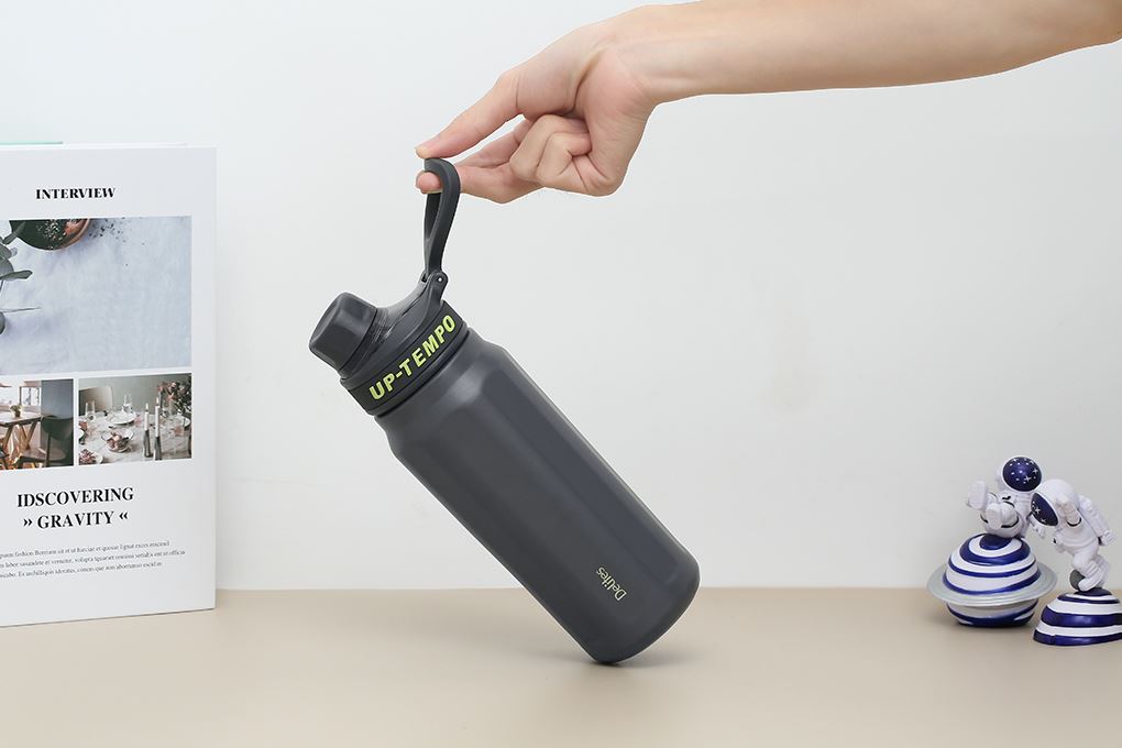 Bình giữ nhiệt Inox 670 ml Delites DB-23650 Màu Xám đậm