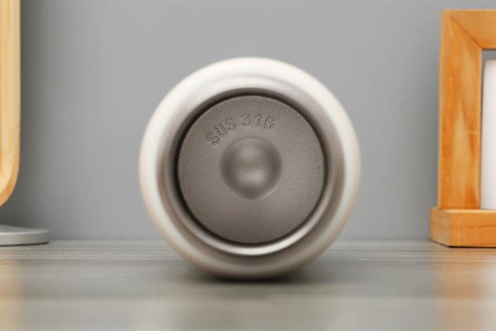 Bình giữ nhiệt Inox 560 ml Delites XB-25108 Màu Trắng - Đỏ