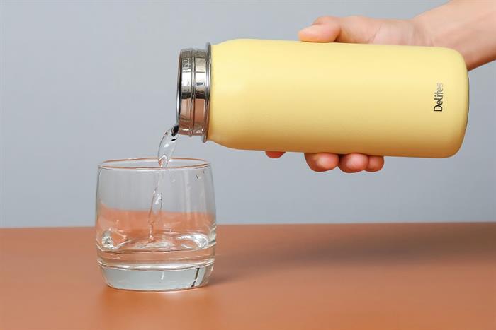 Bình giữ nhiệt Inox 630 ml Delites XB-25130 Màu Vàng