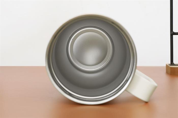 Bình giữ nhiệt Inox 820 ml Metro King Tumbler Lock&Lock LHC4326IVY Màu Trắng