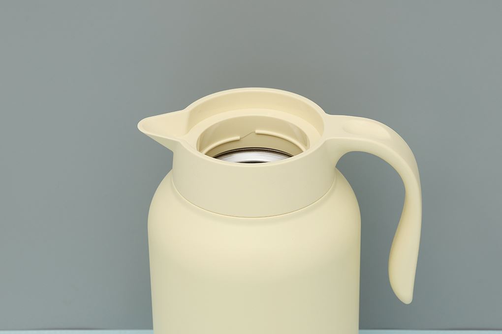 Bình giữ nhiệt inox 2000 ml Delites XB-20156 - Vàng Màu Vàng