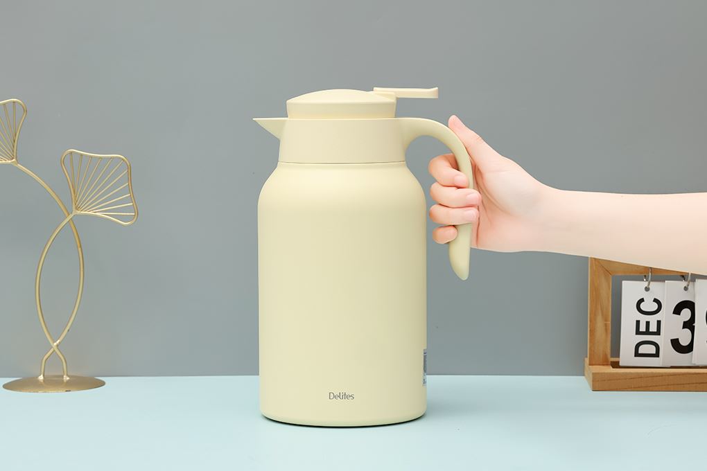 Bình giữ nhiệt inox 2000 ml Delites XB-20156 - Vàng Màu Vàng