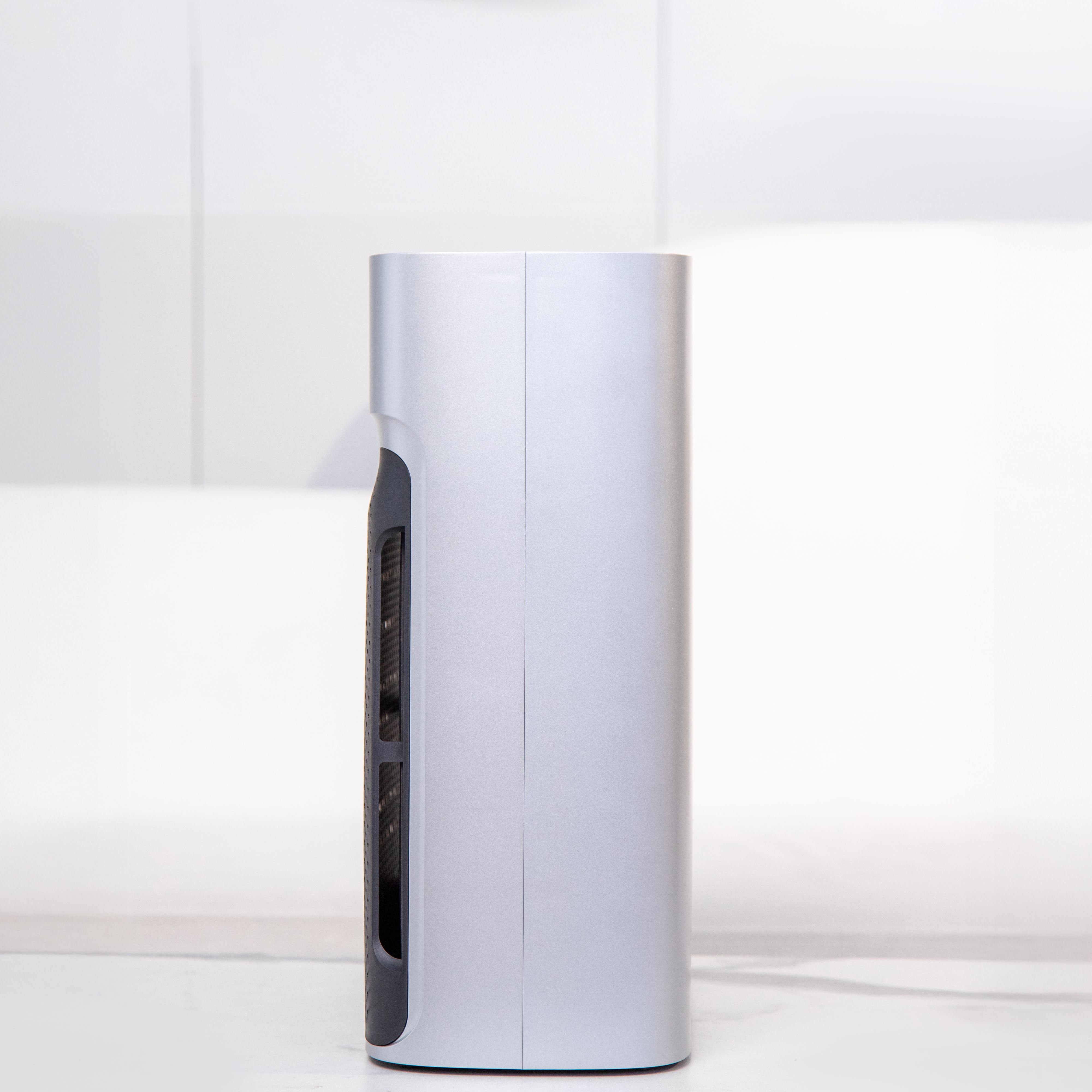 Máy lọc không khí LUMIAS BULMA LITE 50W Màu Đen - Bạc