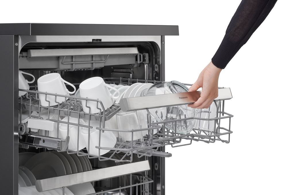 Máy rửa chén độc lập Panasonic NP-FMK16XEVN Màu Đen