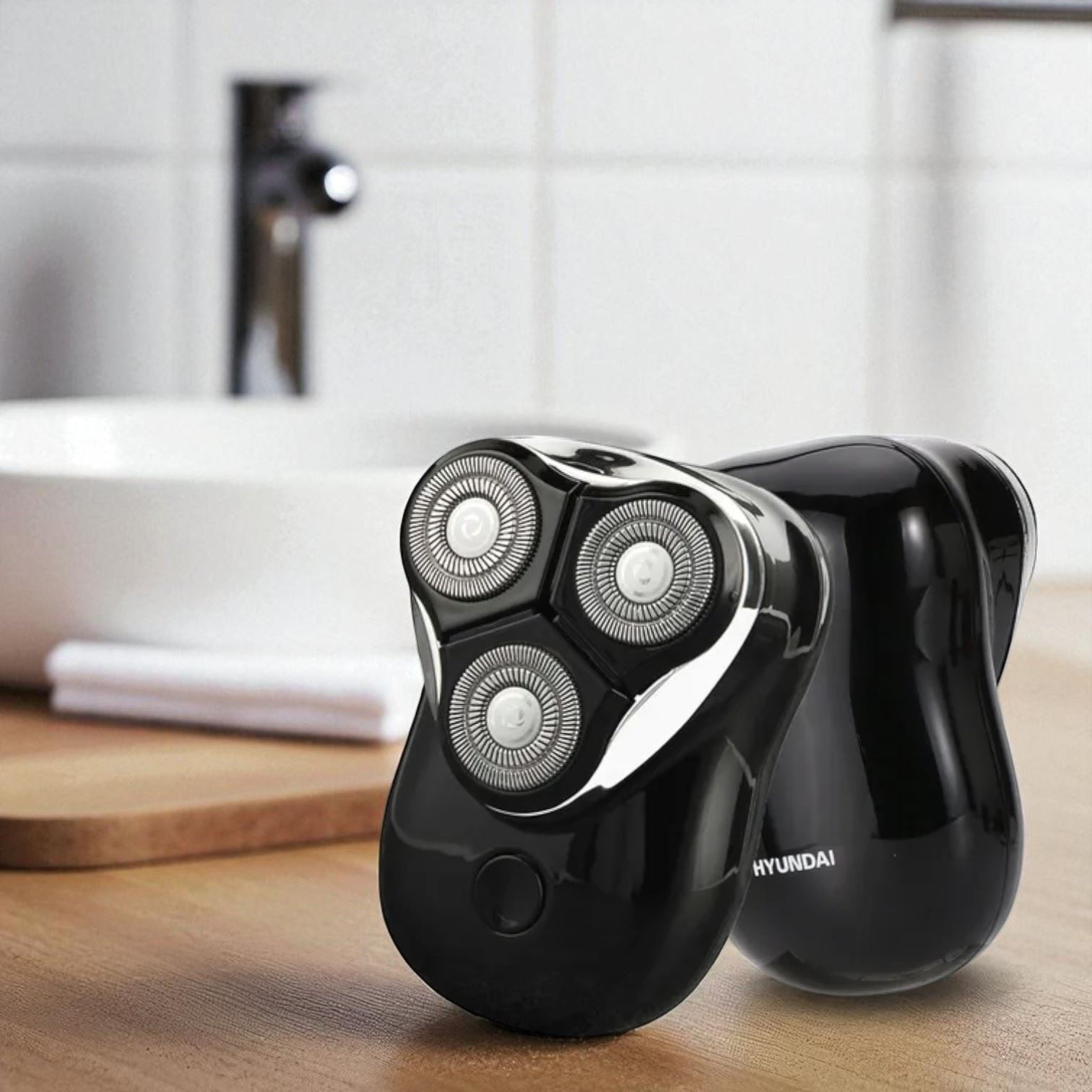 Máy cạo râu khô và ướt Hyundai PHT-047-BK Màu Đen