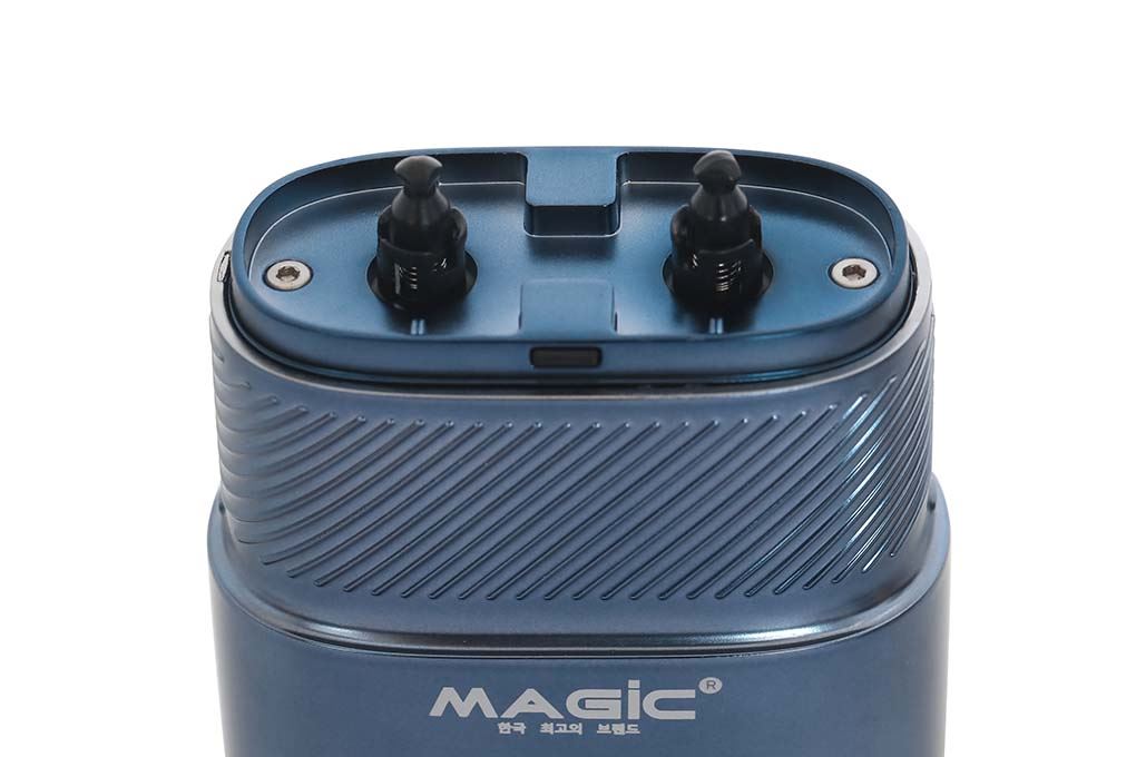 Máy cạo râu khô và ướt Magic B-60 Màu Đen