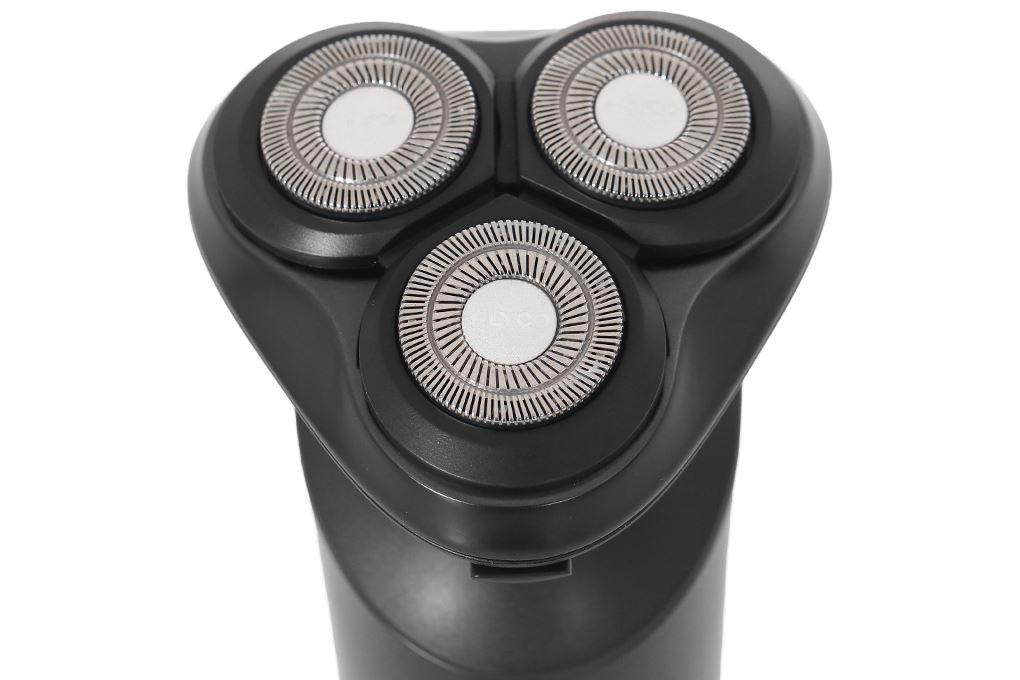 Máy cạo râu khô và ướt Flyco FS929VN Màu Đen